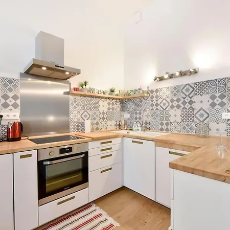 Apartamento Grand 2 Pieces Entre Vieux Et Quais ! *